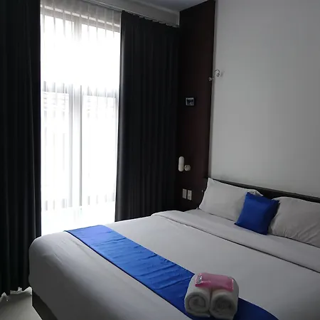 Puri Maju Hotel-3